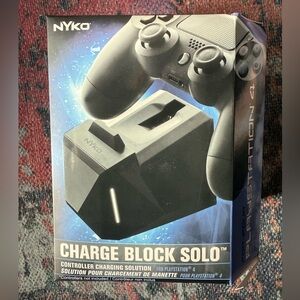 Charge Block Solo for PlayStation 4 or XBOX One - Black - New in Box and Sealed